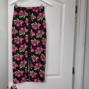 Betsey Johnson midi skirt S snap front cherry print